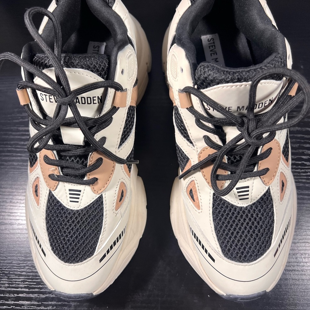 Steve Madden Black and Tan Sneakers